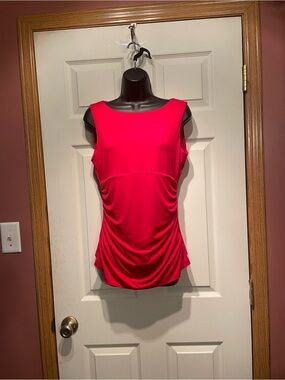 Calvin Klein Sleeveless Ruched Tank Top - Hot red